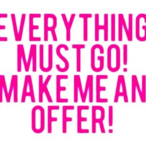 MAKE ME AN OFFER🤍🤍🤍🤍